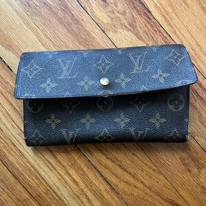 Authentic Louis Vuitton Wallet
